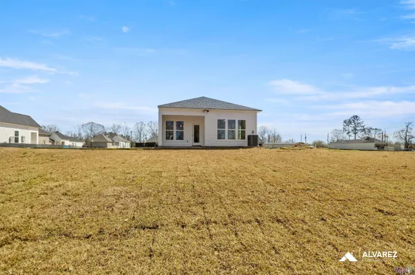 $279,990 | 574 Turnstone Avenue, Baton Rouge, LA 70816