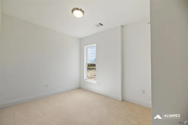 $279,990 | 574 Turnstone Avenue, Baton Rouge, LA 70816