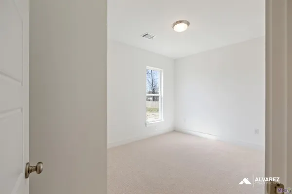 $279,990 | 574 Turnstone Avenue, Baton Rouge, LA 70816