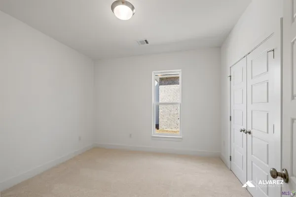 $279,990 | 574 Turnstone Avenue, Baton Rouge, LA 70816