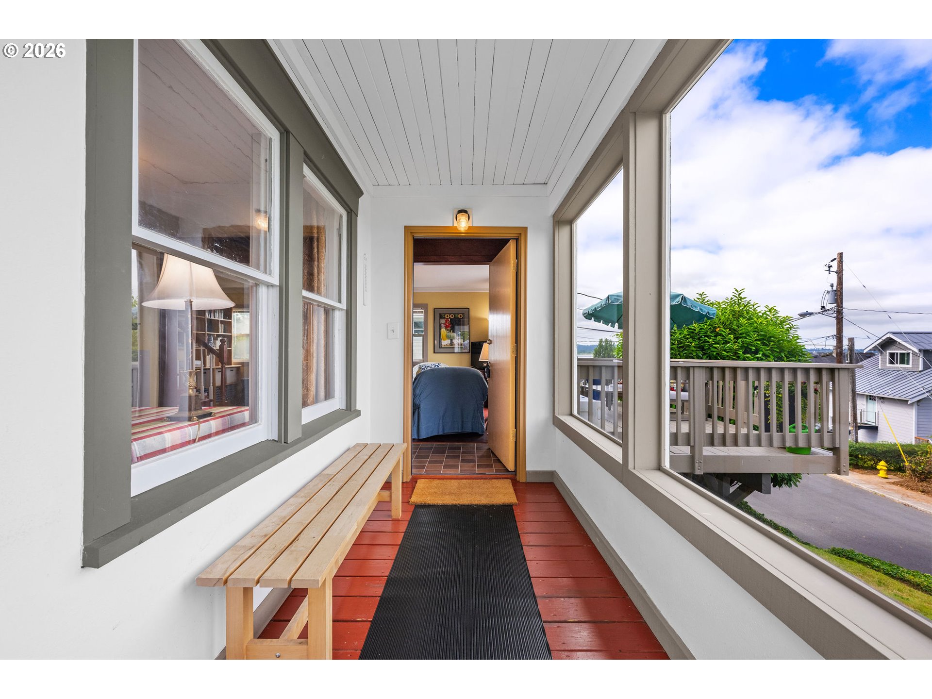 561 Rivington Street Astoria, OR 97103 - Photo 4 of 46