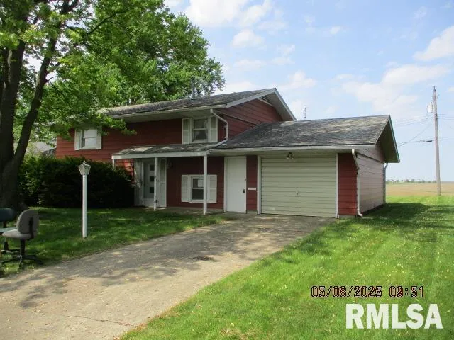 $99,900 | 1007 North Church Street, Roanoke, IL 61561