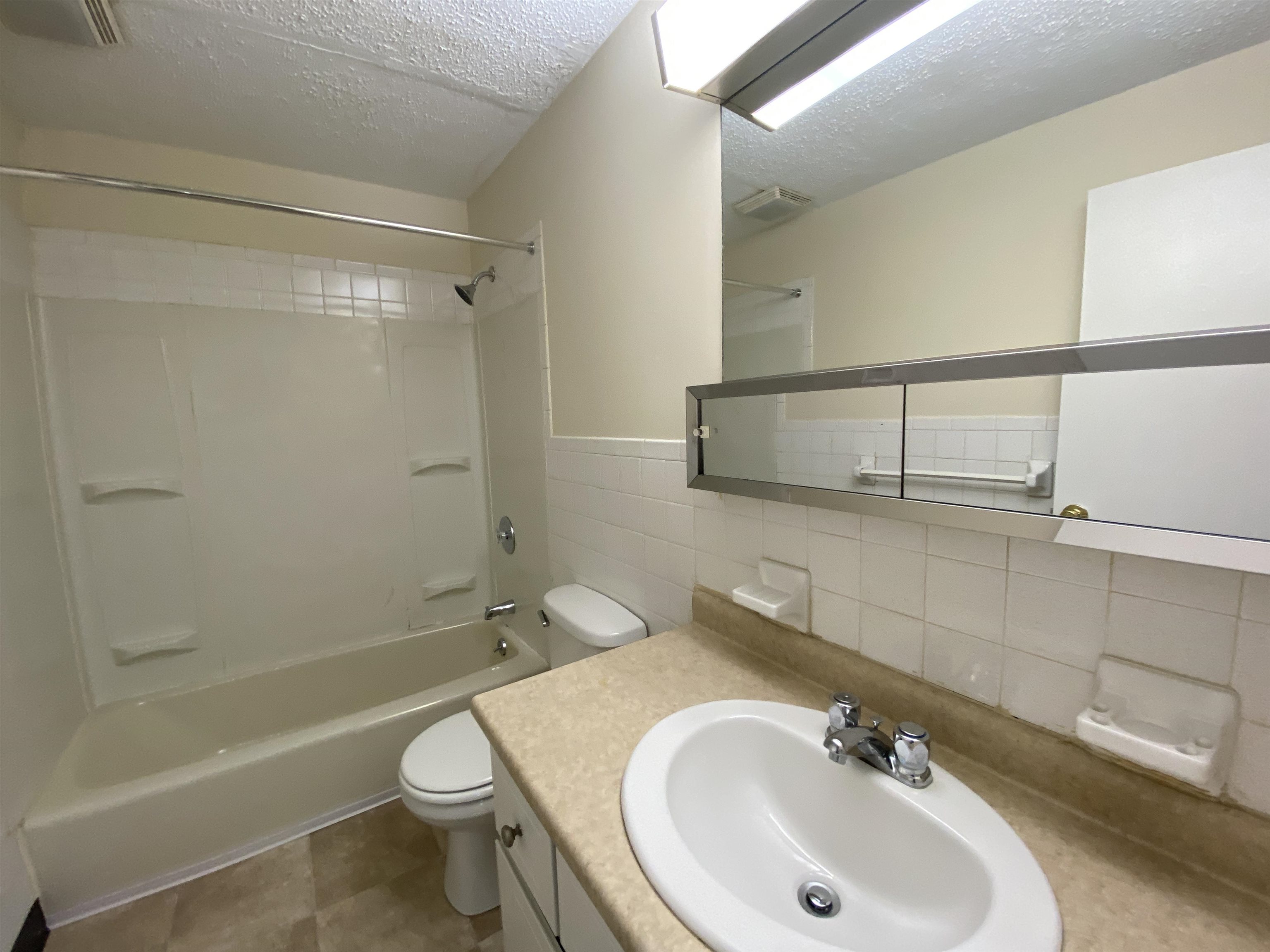 29 Capron Road, Unit 34 Milford, NH 03055 - Photo 16 of 38