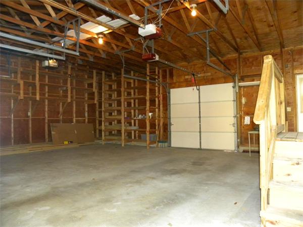 16 Calley Street Springfield, MA 01129 - Photo 17 of 21