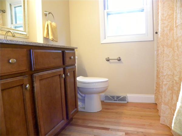 16 Calley Street Springfield, MA 01129 - Photo 9 of 21