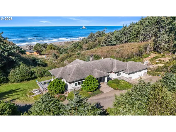 $2,600,000 | 31911 Clatsop Lane, Arch Cape, OR 97102