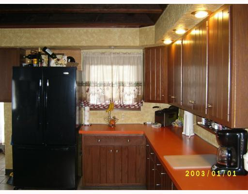 1601 State Road New Castle, PA 16101 - Photo 2 of 18 Kitchen. The refrigerator is negotiable. Date is incorrect.