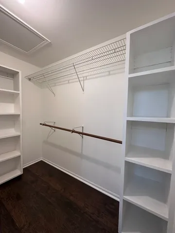 $189,000 | 221 Uteg Street, Unit G, Crystal Lake, IL 60014