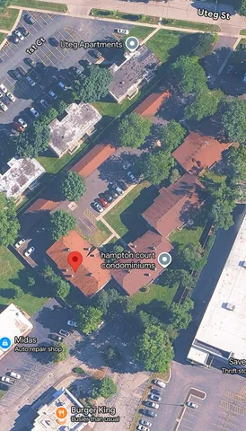 $189,000 | 221 Uteg Street, Unit G, Crystal Lake, IL 60014