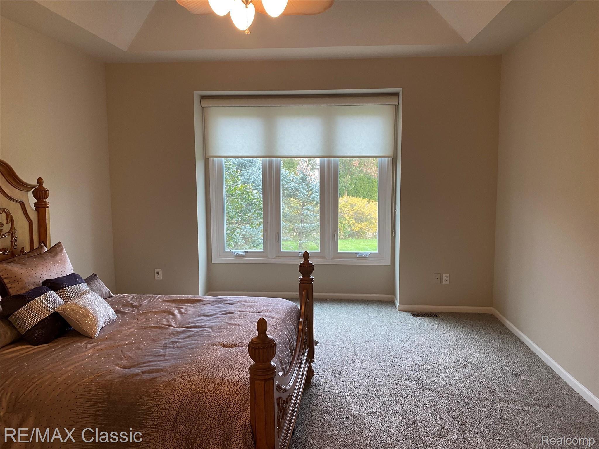 6980 Poppleton Road Canton, MI 48187 - Photo 14 of 66 E - First Floor Onsuite 3.jpeg