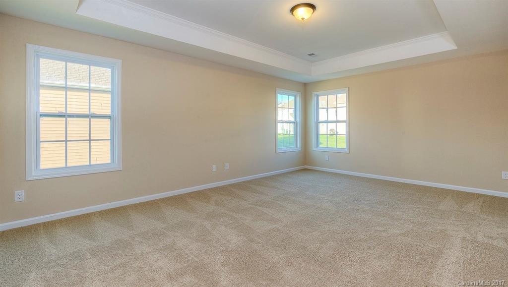 9412 Inverness Bay Road, Unit L104 Charlotte, NC 28278 - Photo 16 of 24 Gallery Image 16