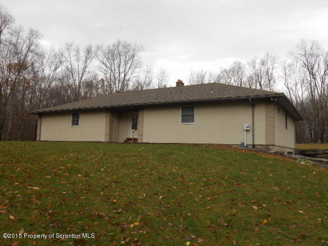 446 Overlook Road Carbondale, PA 18407 - Photo 12 of 16 Gallery Image 12