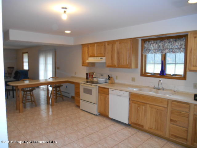 446 Overlook Road Carbondale, PA 18407 - Photo 2 of 16 Gallery Image 2