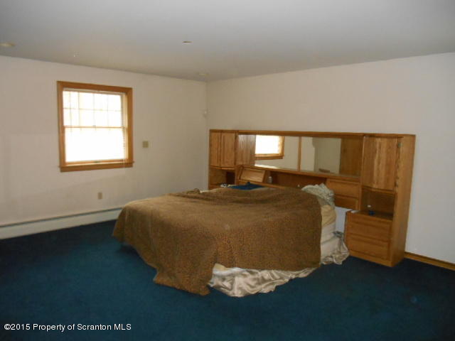 446 Overlook Road Carbondale, PA 18407 - Photo 8 of 16 Gallery Image 8