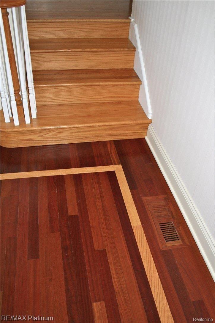 3010 West Schafer Road Howell, MI 48843 - Photo 10 of 24 beautiful hardwood