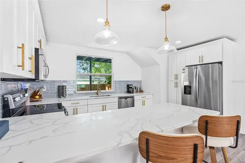 $495,000 | 2201 50th Avenue North, St. Petersburg, FL 33714