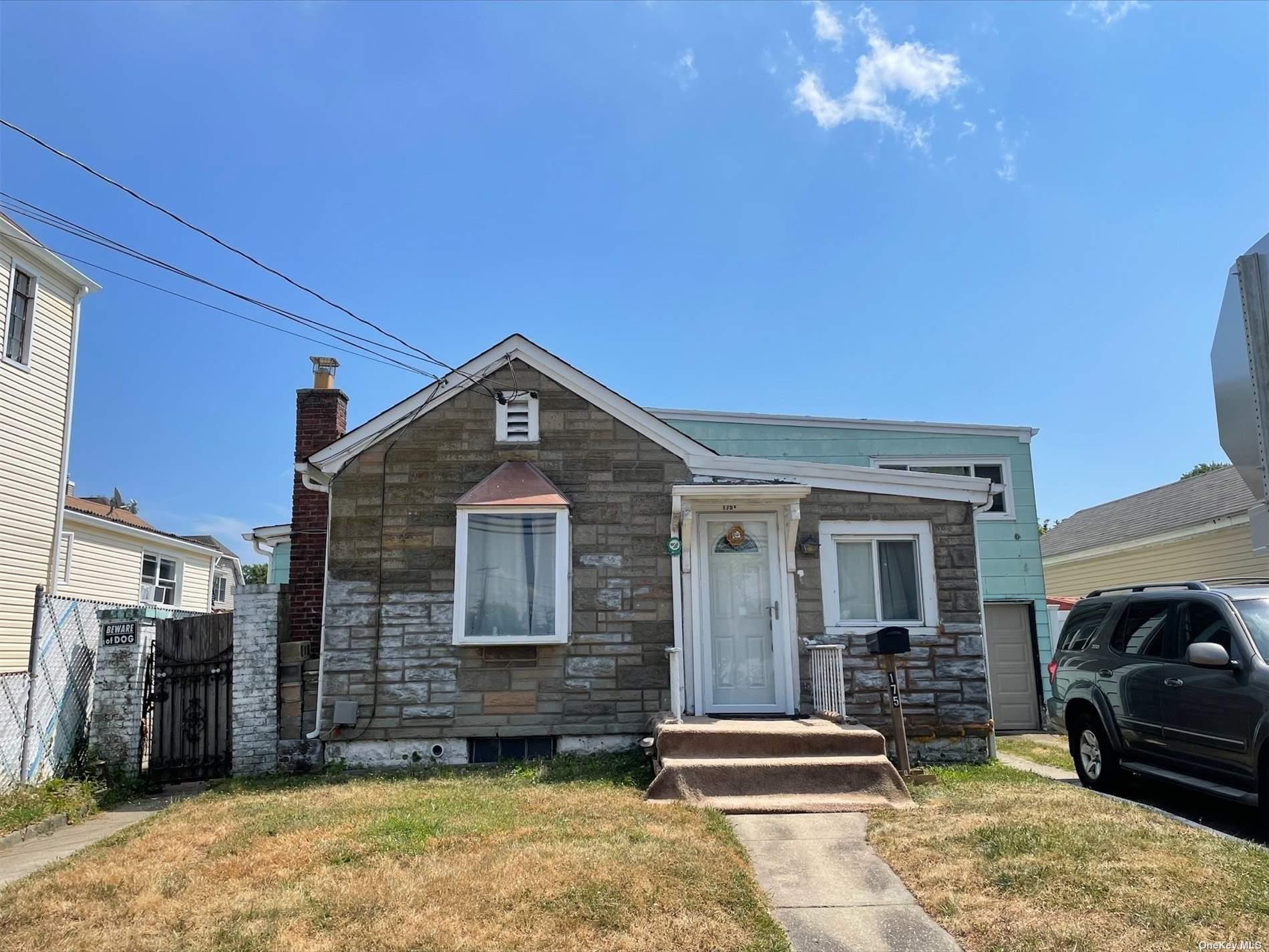 175 East Santa Barbara Road Lindenhurst, NY 11757 - Photo 1 of 1 Gallery Image 1
