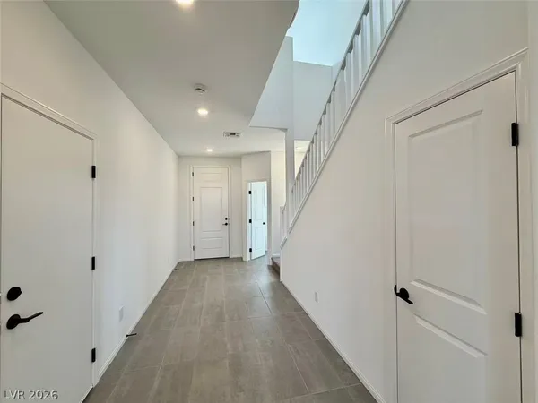 $2,400 | 5874 Marigold Sunset Court, Las Vegas, NV 89113