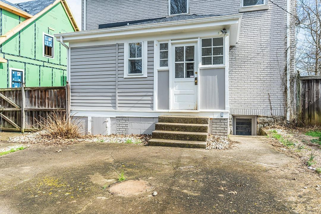 1360 Fontaine Road Lexington, KY 40502 - Photo 27 of 31 Photo 27