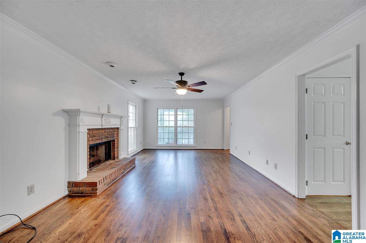 921 Falling Star Lane Alabaster, AL 35007 - Photo 5 of 36