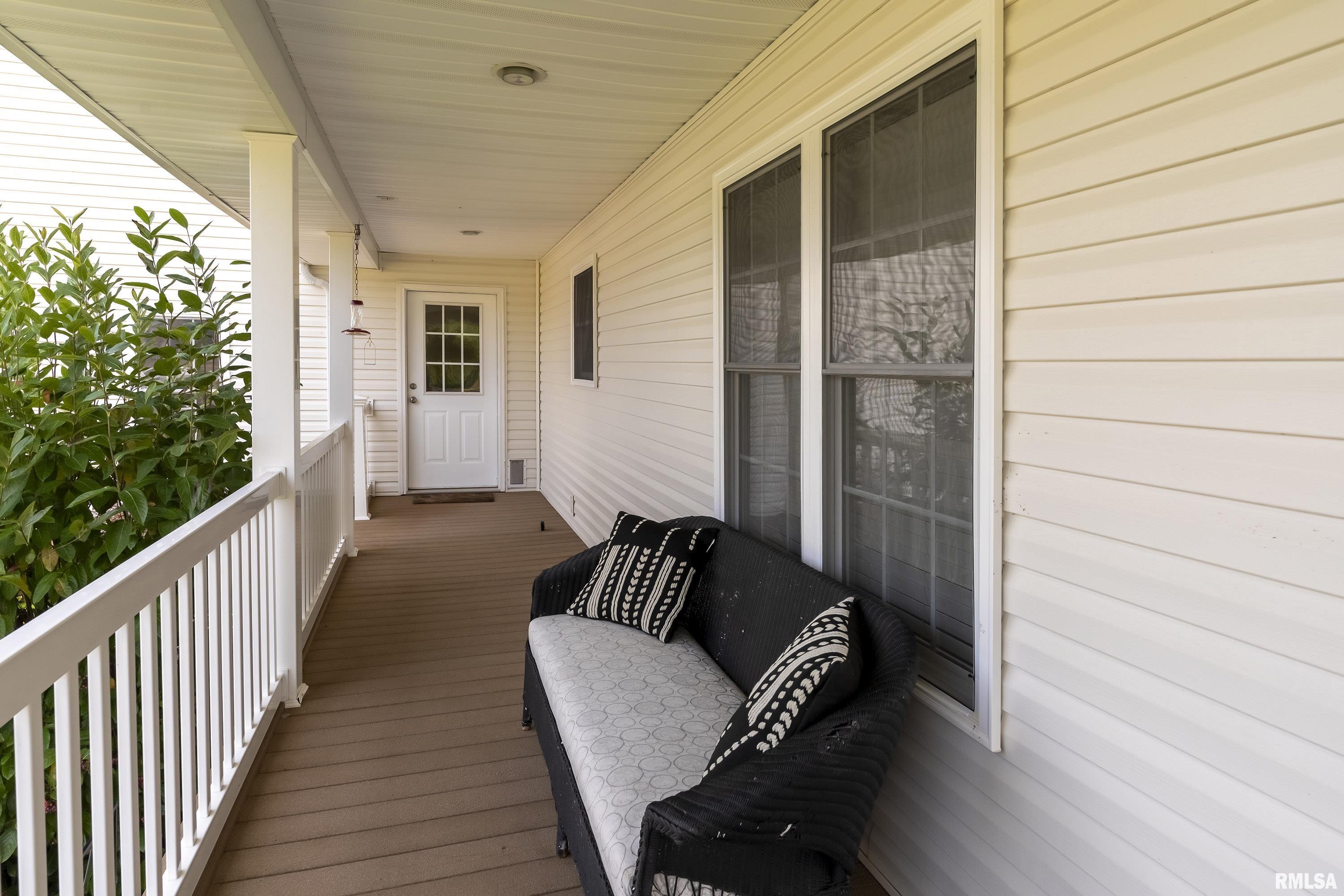 11594 Hafer Road Carterville, IL 62918 - Photo 5 of 35