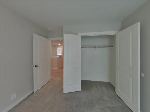 $2,179 | 9835 Willow Creek, Unit 111, Tomball, TX 77375