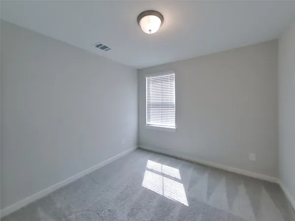 $2,179 | 9835 Willow Creek, Unit 111, Tomball, TX 77375