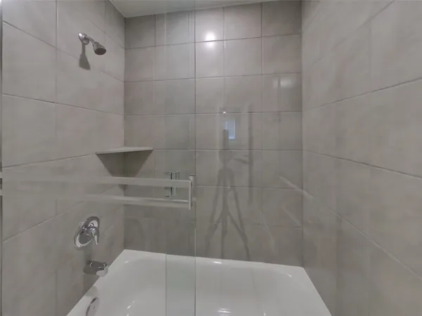 $2,159 | 9835 Willow Creek, Unit 111, Tomball, TX 77375