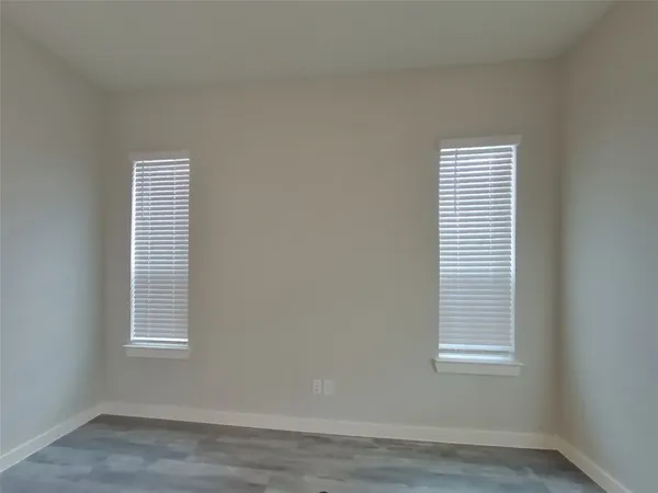 $2,159 | 9835 Willow Creek, Unit 111, Tomball, TX 77375