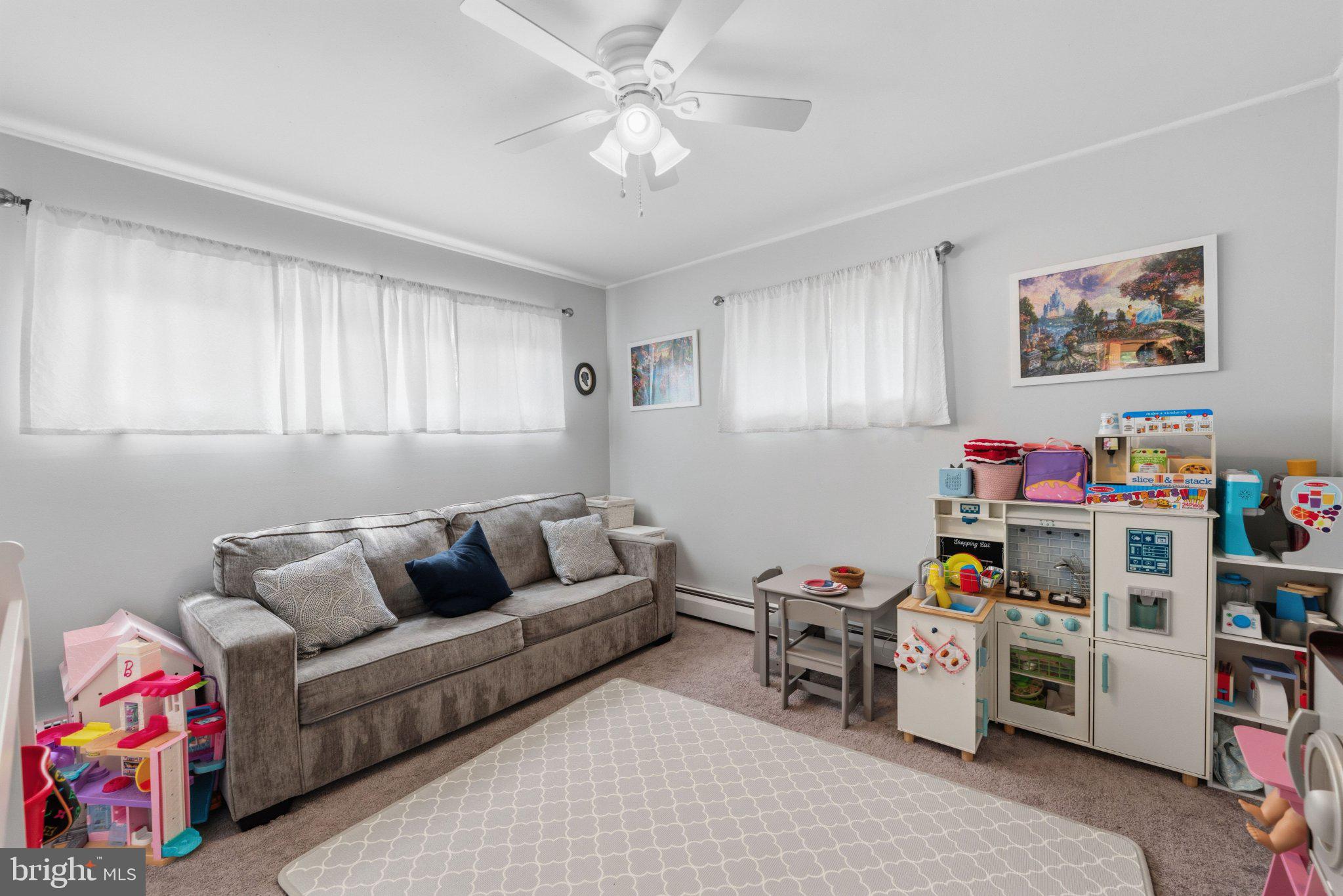 44 Quickset Road Levittown, PA 19057 - Photo 20 of 28 Bright and inviting playroom space.