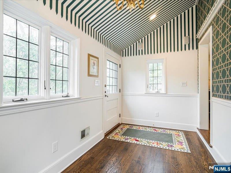 69 Stewart Road Essex Fells, NJ 07021 - Photo 20 of 34