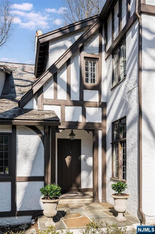 69 Stewart Road Essex Fells, NJ 07021 - Photo 4 of 34