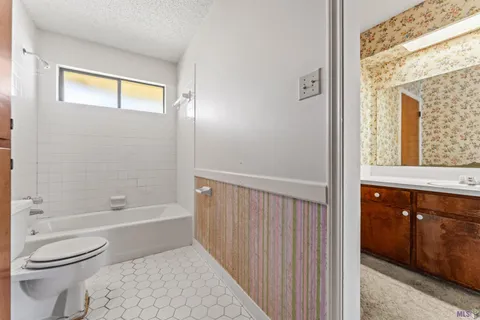 $299,900 | 825 Bourbon Avenue, Baton Rouge, LA 70808