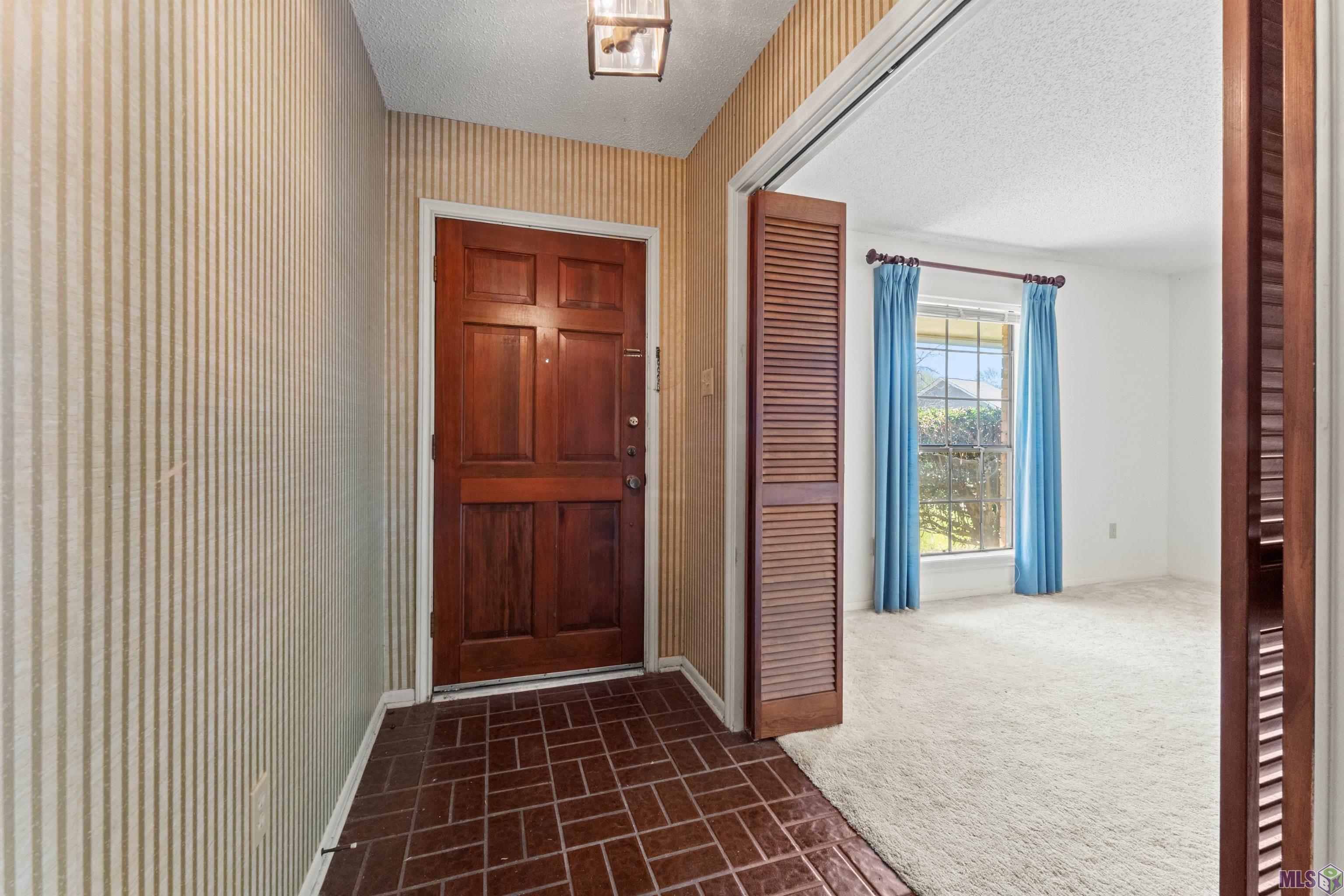 825 Bourbon Avenue Baton Rouge, LA 70808 - Photo 2 of 19