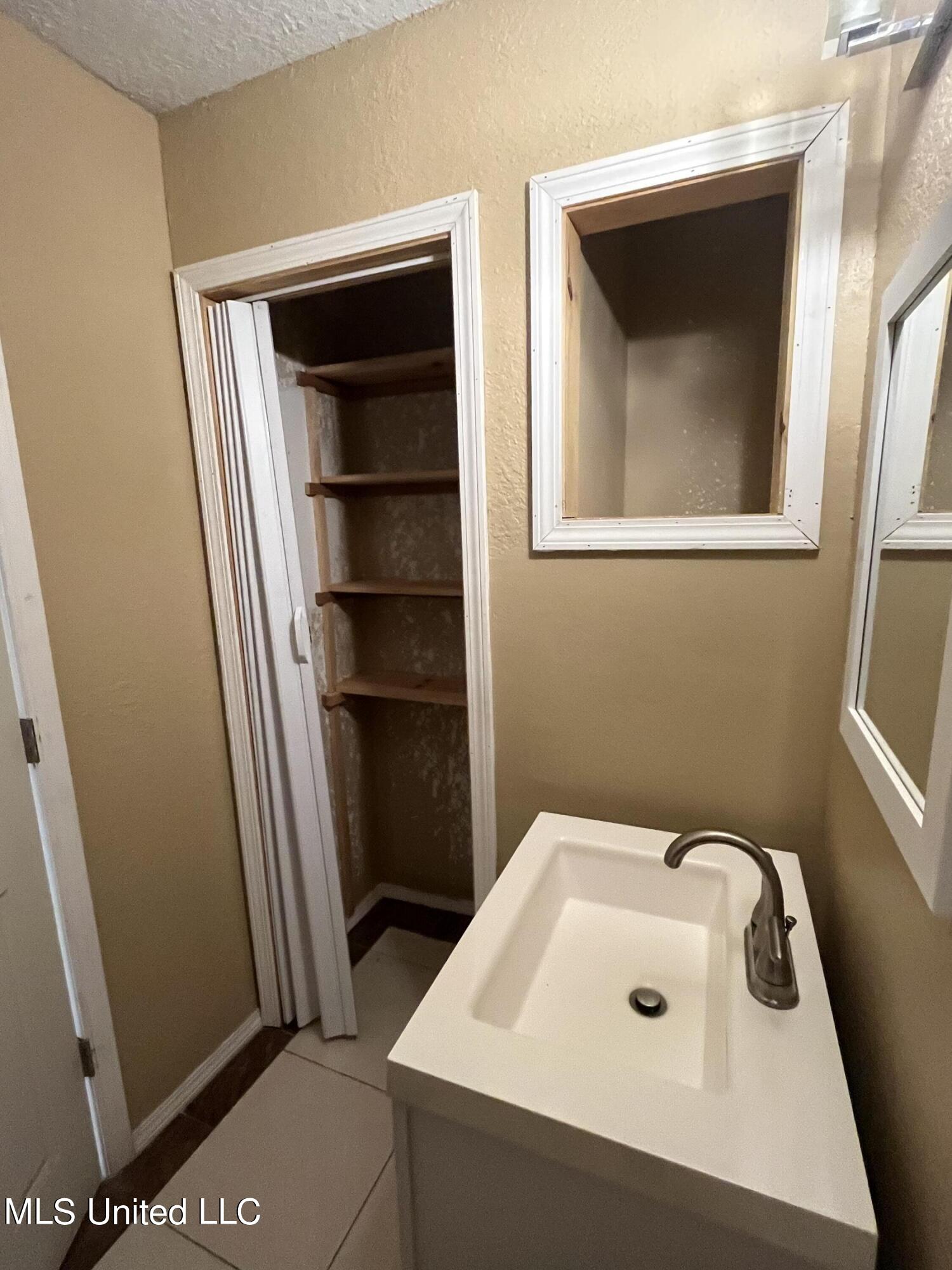 5324 James Street Moss Point, MS 39563 - Photo 24 of 29 IMG_5035