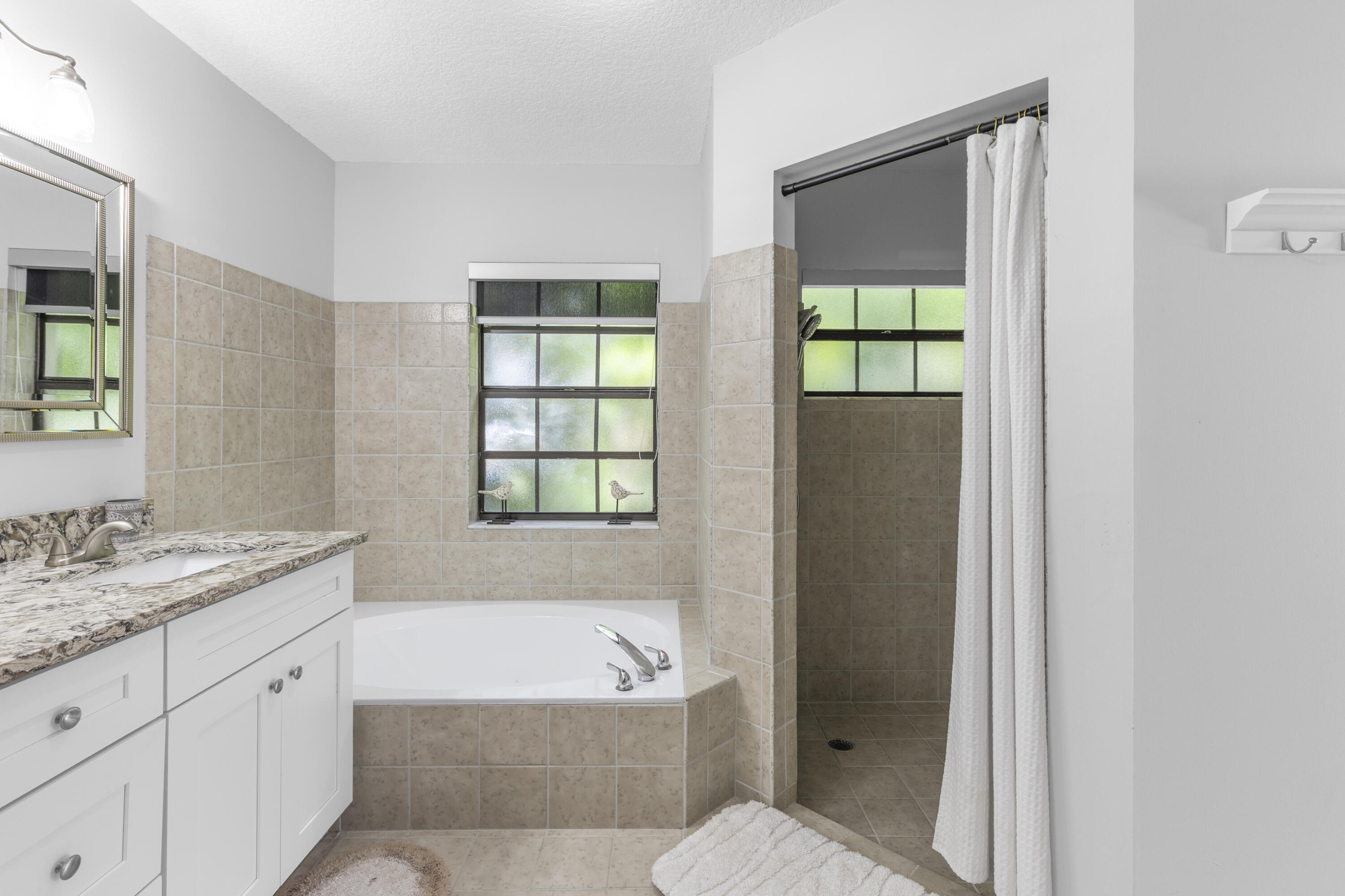 12715 Kingsway Road Wellington, FL 33414 - Photo 24 of 56 R6II1228