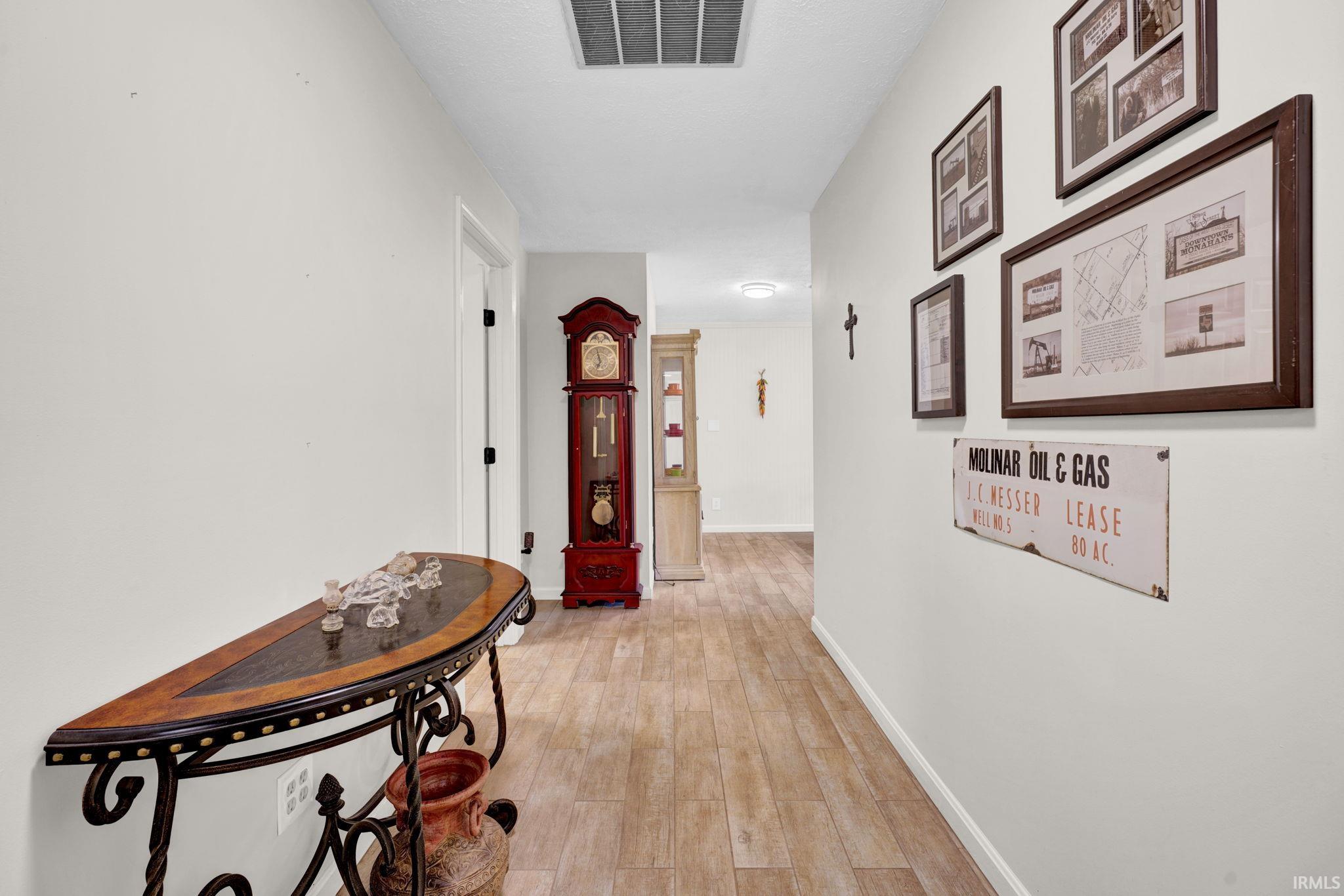 1880 Highway 60 Mitchell, IN 47446 - Photo 12 of 23