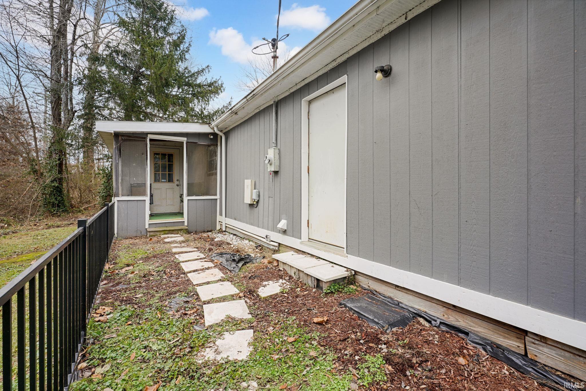 1880 Highway 60 Mitchell, IN 47446 - Photo 21 of 23