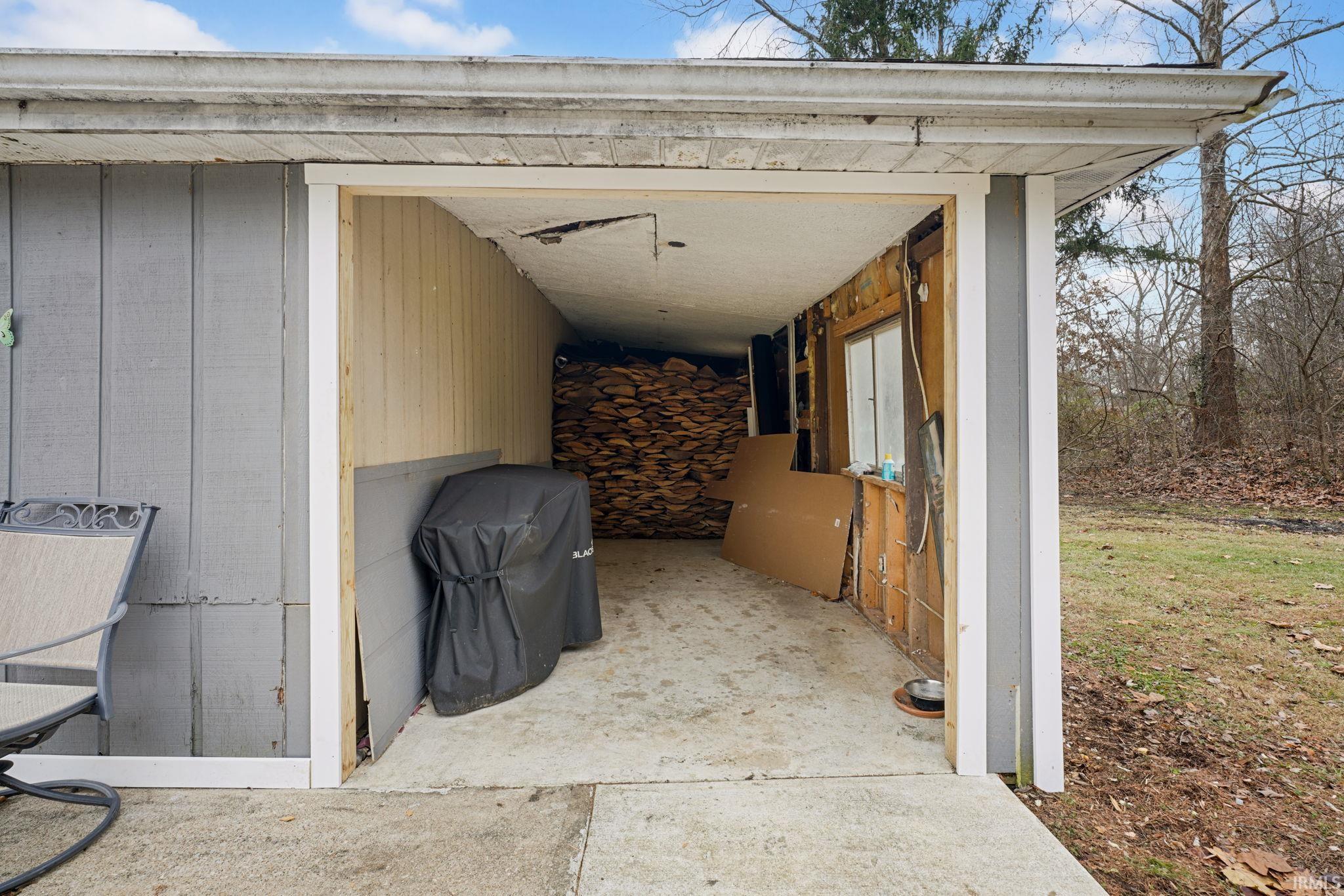 1880 Highway 60 Mitchell, IN 47446 - Photo 22 of 23