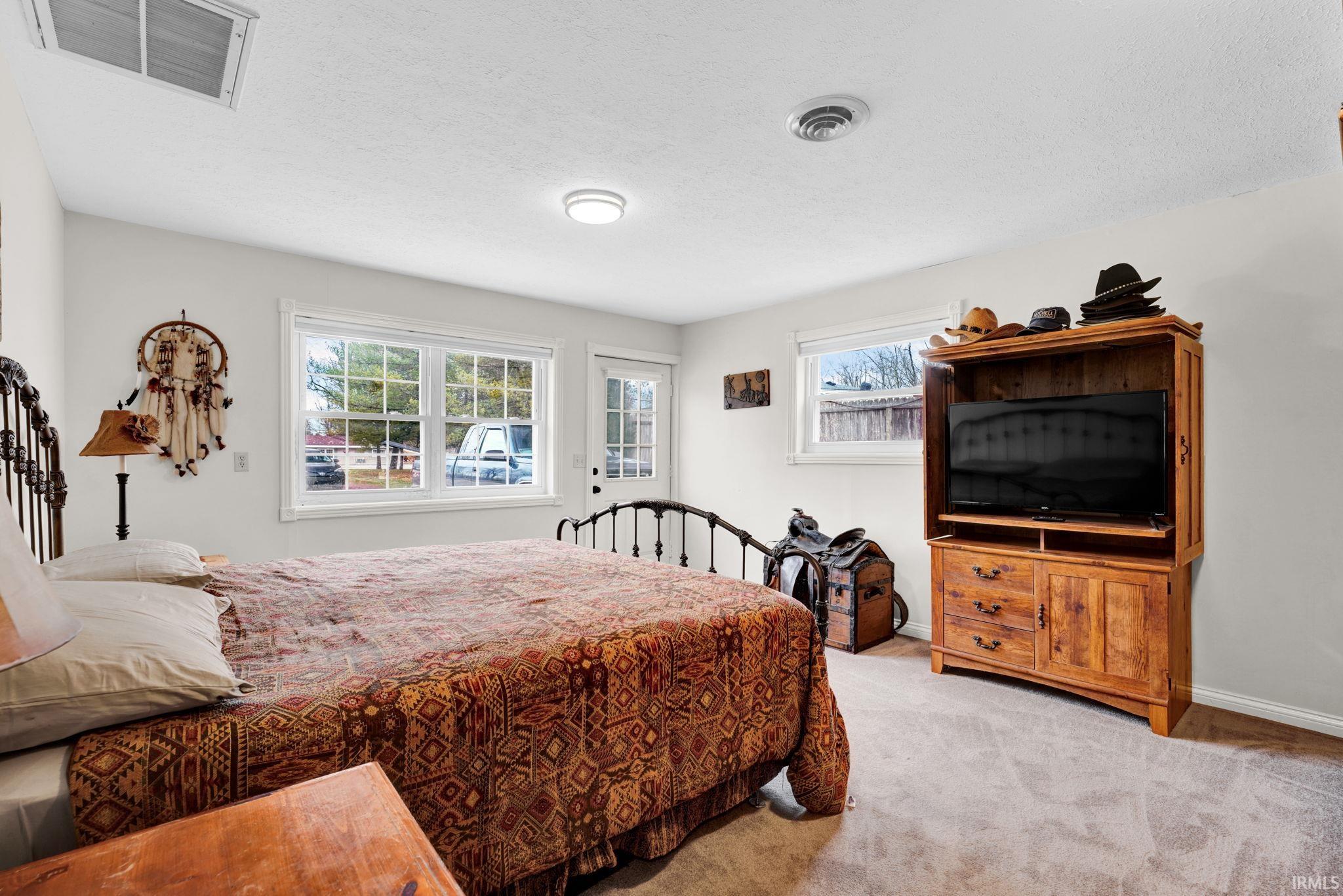 1880 Highway 60 Mitchell, IN 47446 - Photo 8 of 23