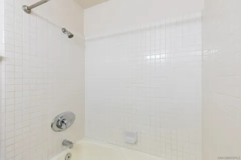 $630,000 | 3110 Sello Lane, Unit 70, Carlsbad, CA 92009