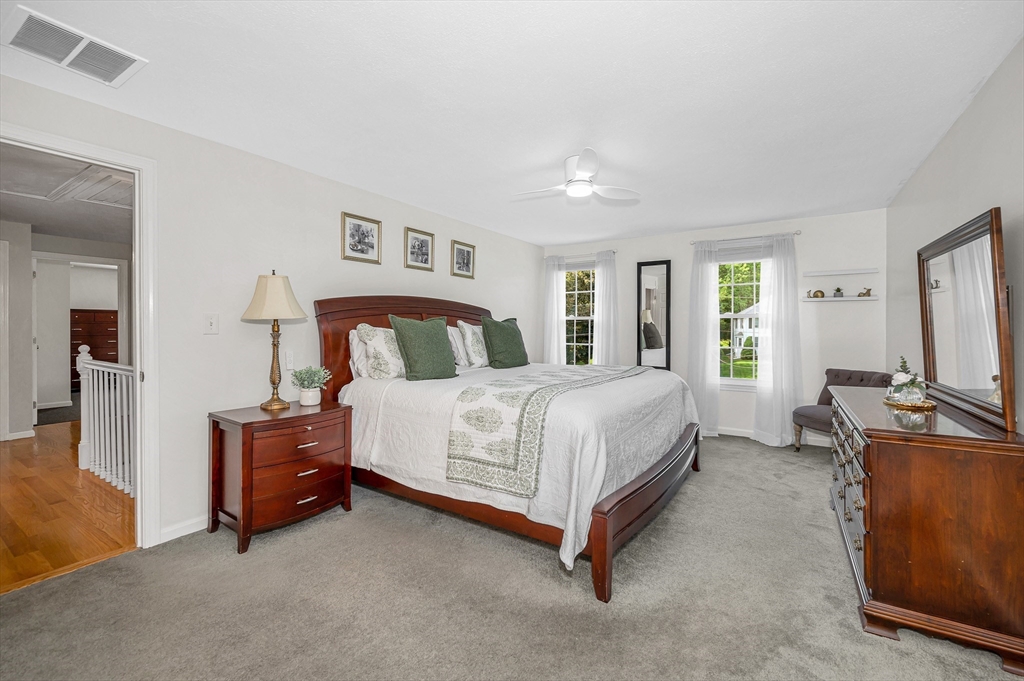 207 Trout Brook Road Dracut, MA 01826 - Photo 19 of 42