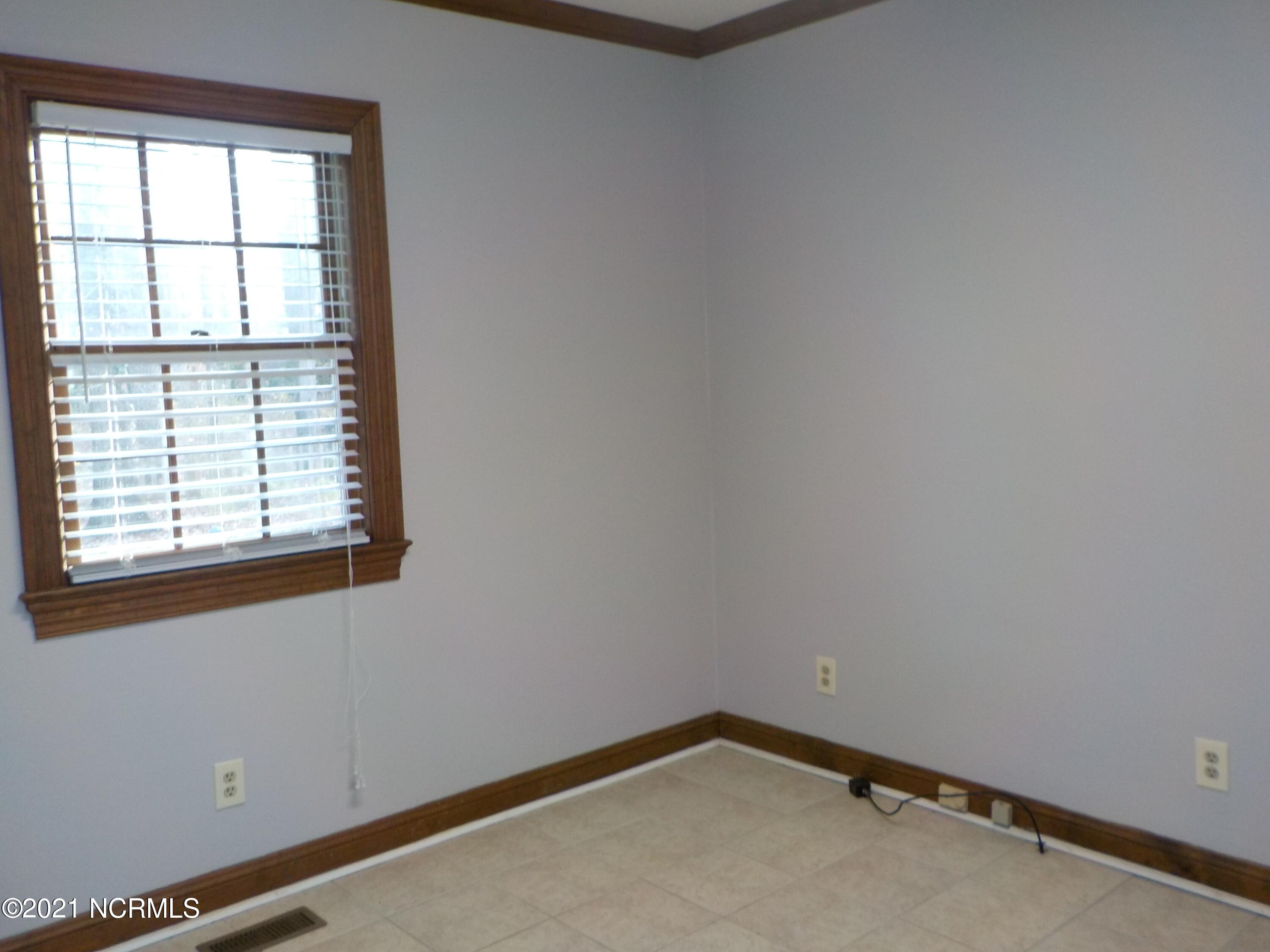 3513 Merrifield Road Rocky Mount, NC 27804 - Photo 30 of 49 laundry room
