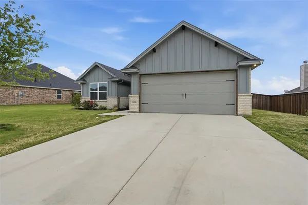 $359,900 | 11828 Serval Street, Godley, TX 76044