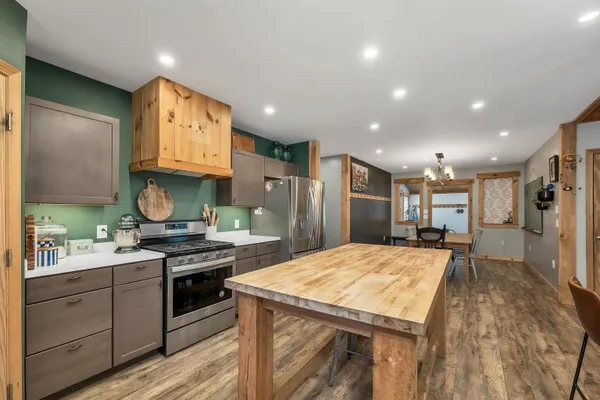 $899,000 | 1881 Broomstick Hill Road, Littleton, NH 03561
