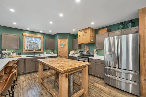 $899,000 | 1881 Broomstick Hill Road, Littleton, NH 03561