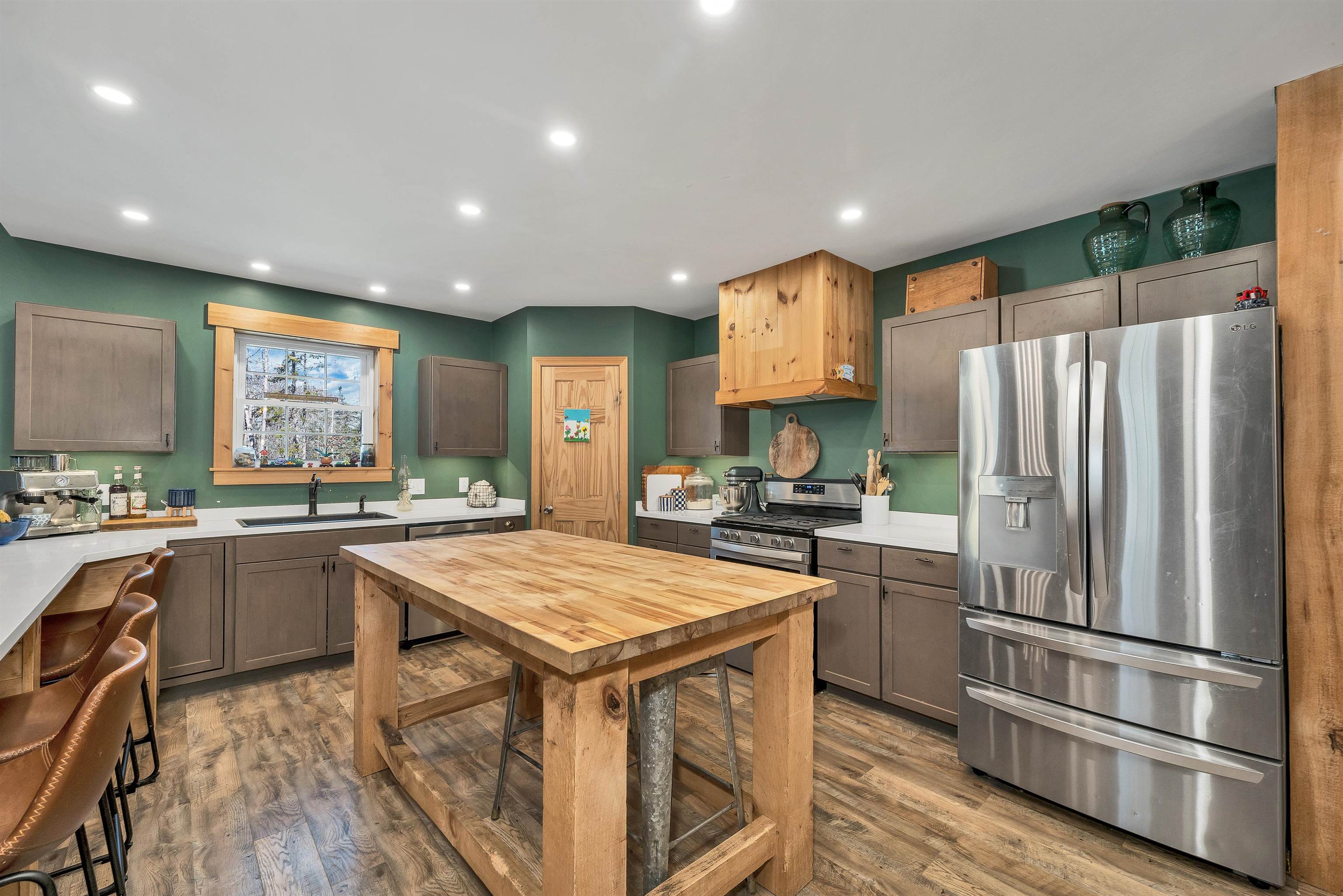 1881 Broomstick Hill Road Littleton, NH 03561 - Photo 16 of 55