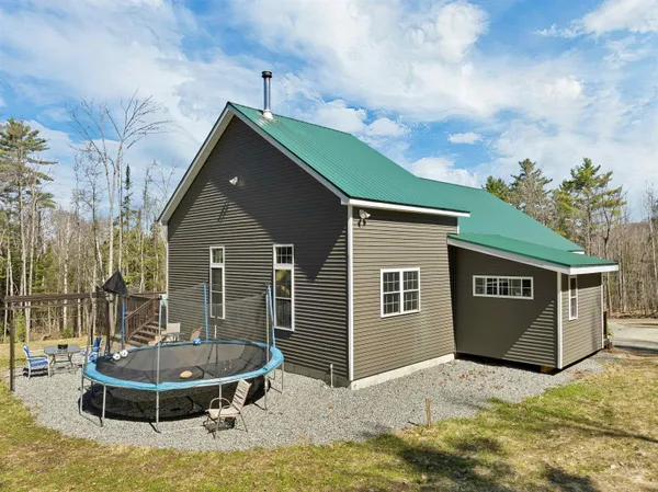 $899,000 | 1881 Broomstick Hill Road, Littleton, NH 03561