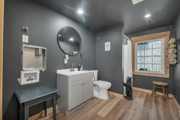 $899,000 | 1881 Broomstick Hill Road, Littleton, NH 03561