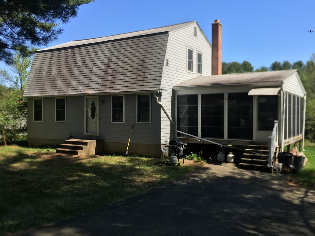 6 Concord Road Southwick, MA 01077 - Photo 2 of 16 Gallery Image 2